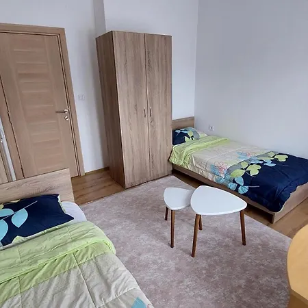 Viola Apartment *